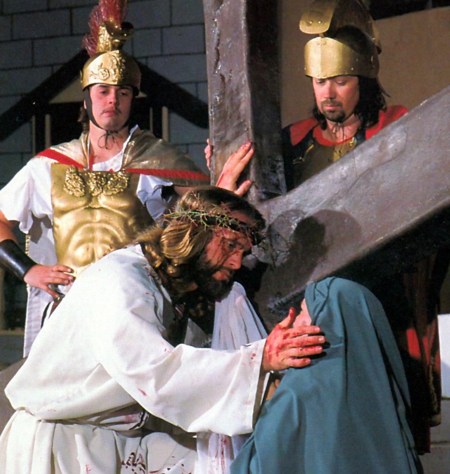 See the Great Passion Play